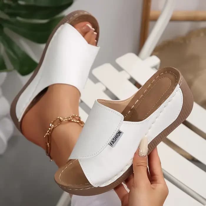Femmes chaussons compensés été 2025 nouvelle mode pantoufles bout ouvert respirant sandales confortable boucle femme