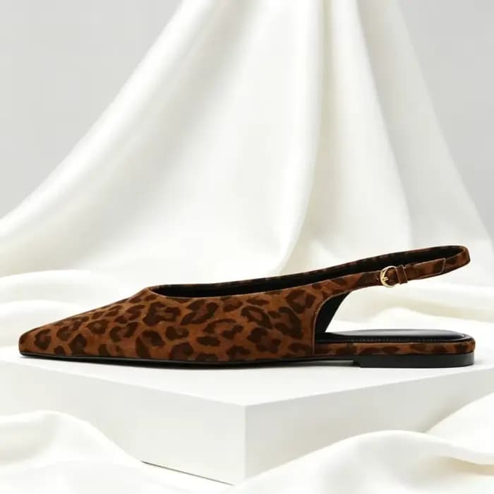 Sandales plates léopard De styliste pour femmes, chaussures plates Sexy à bout pointu, légères et confortables, sandales De plage Zapatos De Mujer