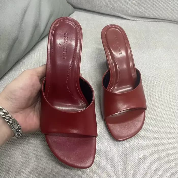 Mules compensées en cuir pour femme, à bout carré ouvert, décontractées et élégantes, tendance, à enfiler, design épuré pour tenues quotidiennes