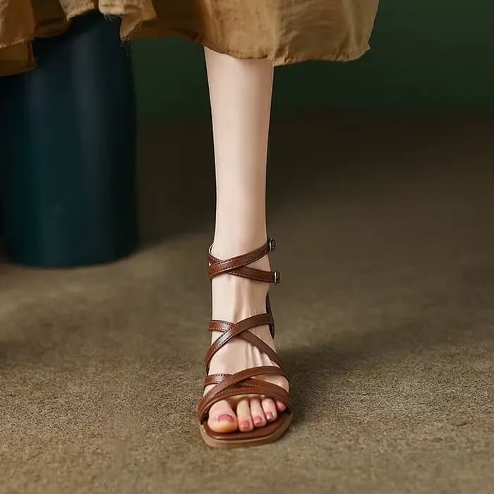 Sandales Rétro Romaines pour Femme – Nouvelle Collection Été – Talon Épais – Modèle Unique à Bride
