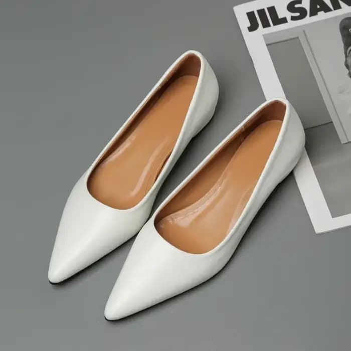 Nouveau bout pointu bouche peu profonde talon carré petites chaussures en cuir femmes élégantes mode talons hauts