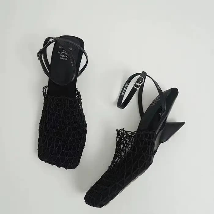 Sandales plates à bout pointu pour femmes