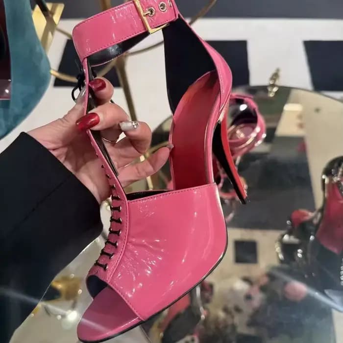 Nouvelles sandales d'été 2026 pour femme en cuir verni noir à lacets et bride cheville