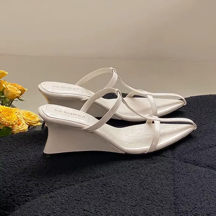Nouvelles sandales compensées à bride en T pour femme