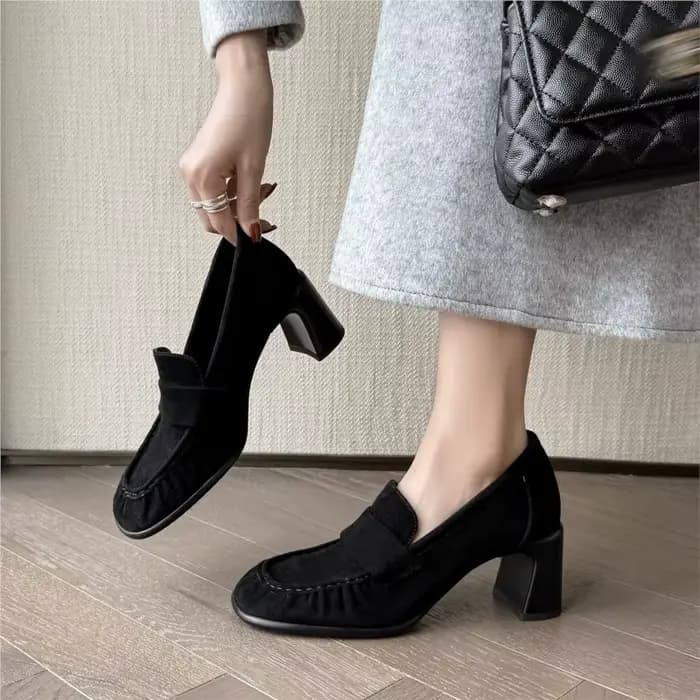 Dilalula 2026 mocassins à talons hauts en daim de vache naturel pour femmes chaussures à enfiler plissées pour femme