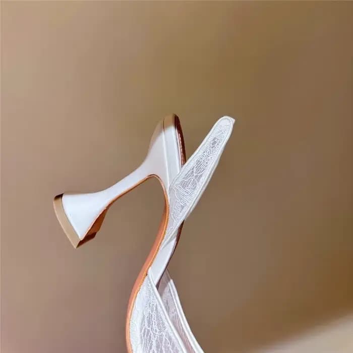 Sandales à talons hauts été nouvelle dentelle pointue maille verre à vin talon chaussures de mariage robe de banquet