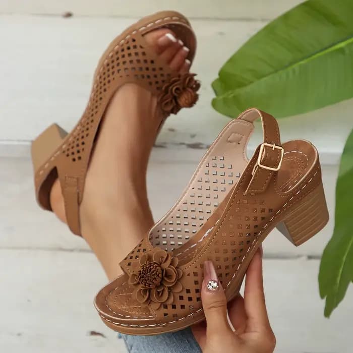 Sandales d'été classiques rétro à enfiler pour femmes, confortables, talons hauts, respirantes, antidérapantes, légères, nouvelle collection 2026