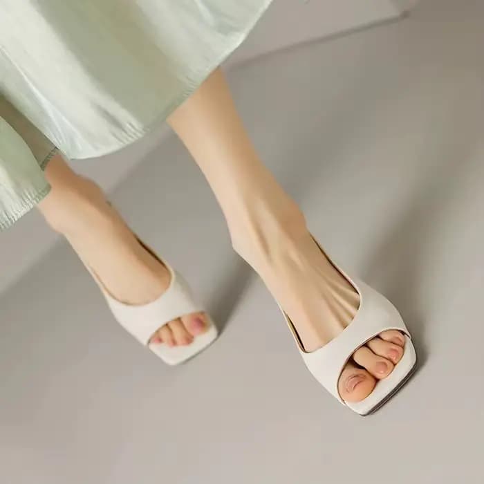 Sandales à bout carré de style français pour femmes