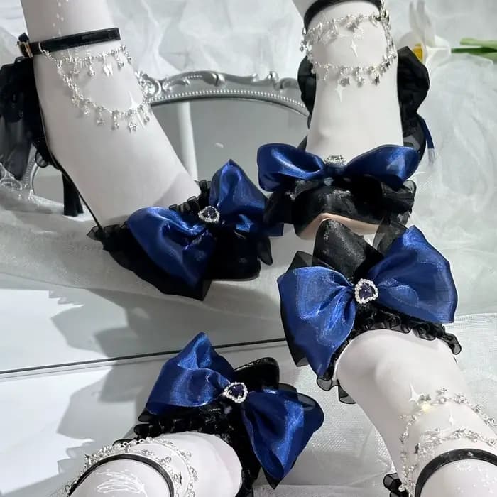 Chaussures à talons bleus