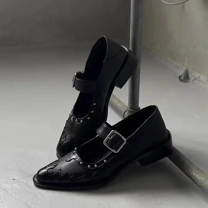 Chaussures à talons carrés pour femmes