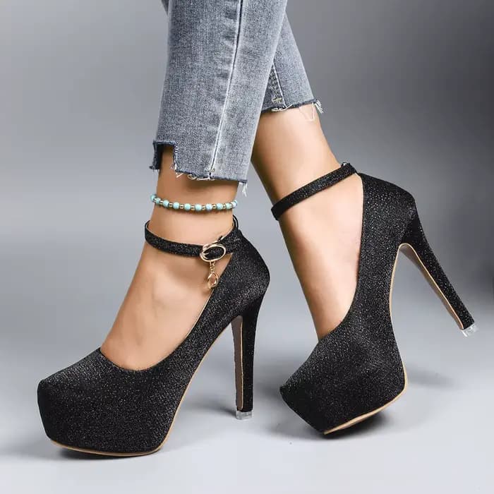 Chaussures à talons hauts pour femmes