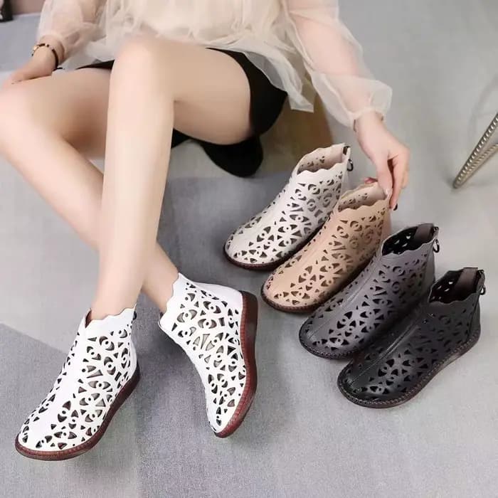 Bottines à fond plat pour femmes