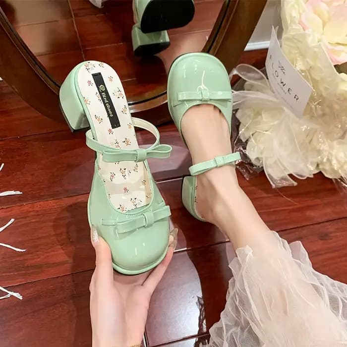 Bow Mary Jane Baotou sandales femmes 2025 été nouveau vêtement extérieur fée jupe mode bloc talon talons hauts