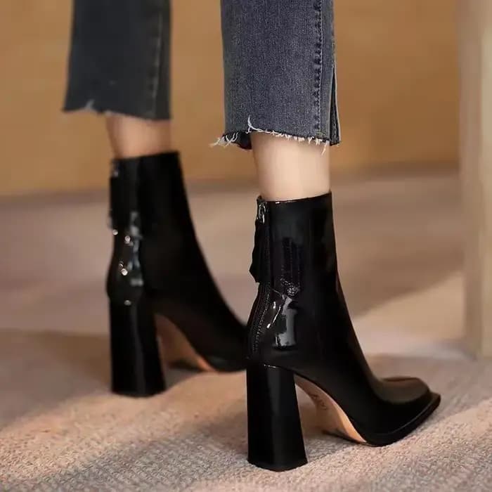 Nouvelles bottes à talons hauts pour femmes