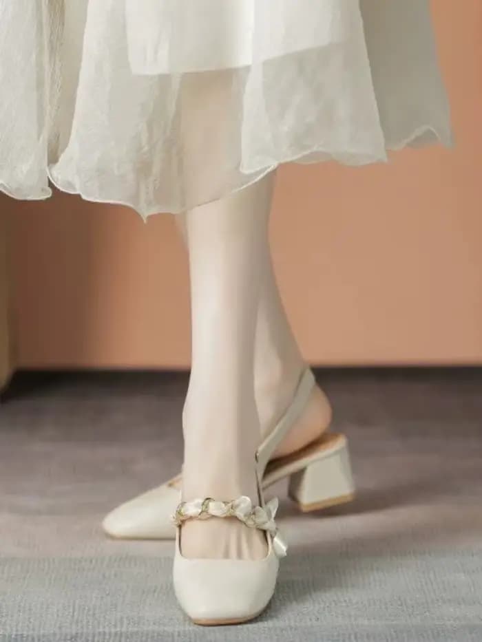 Sandales Mary Jane de style français pour femmes - Décoration perles et nœuds, bout carré, talon carré, bride arrière, confortables pour le quotidien et le bureau