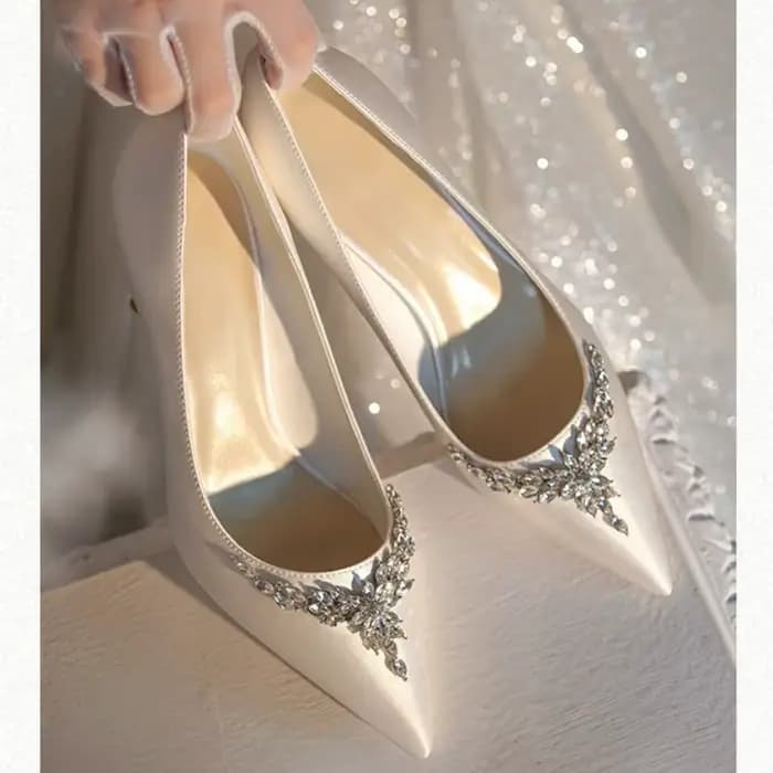 InjSatin Strass Clip Escarpins Peu Profonds pour Femmes, Talons Aiguilles, Chaussures de Mariage pour Patients Blancs, Nouveau
