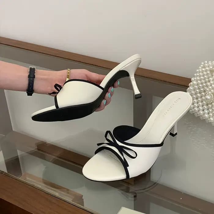 Sandales élégantes à talons aiguilles pour femmes