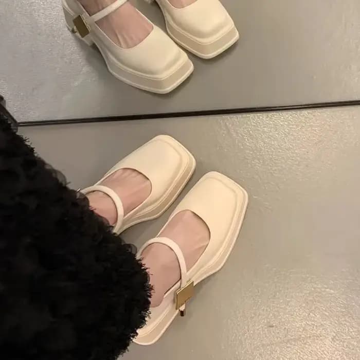 Escarpins à talons carrés pour femmes