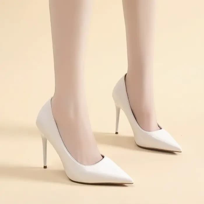 Nouvelles Chaussures à Talons Hauts 2026 en Cuir PU Couleur Unie pour Femme – Escarpins Stiletto Sexy à Bout Pointu pour Banquets et Mariages