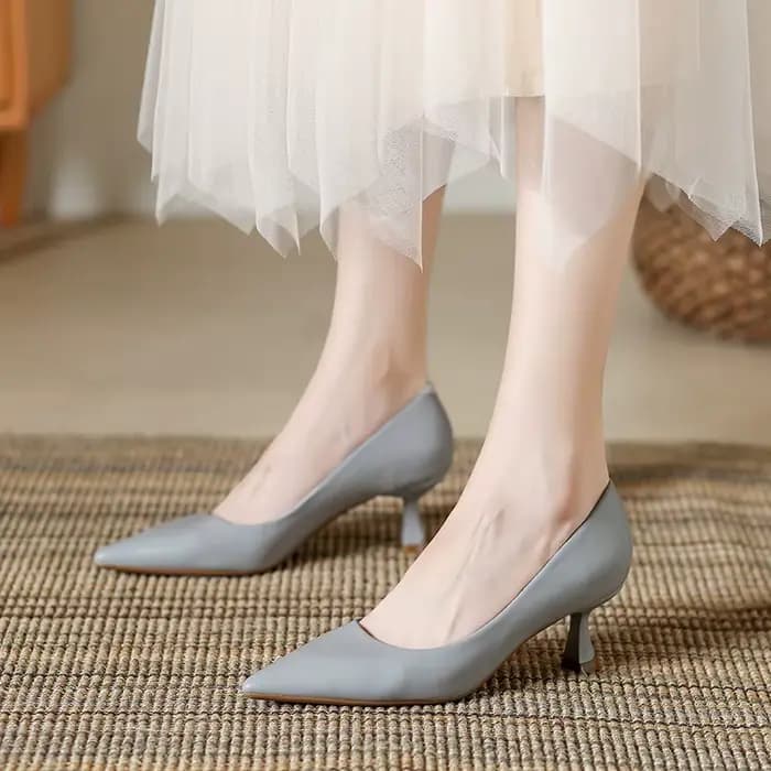 Chaussures à talons en cuir verni pour femmes