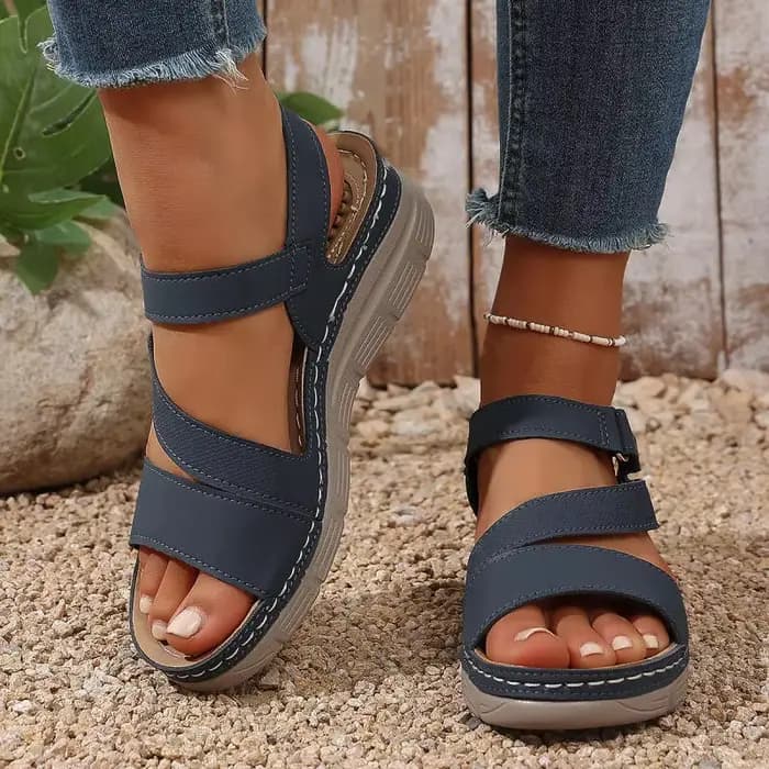 Sandales compensées confortables pour femme