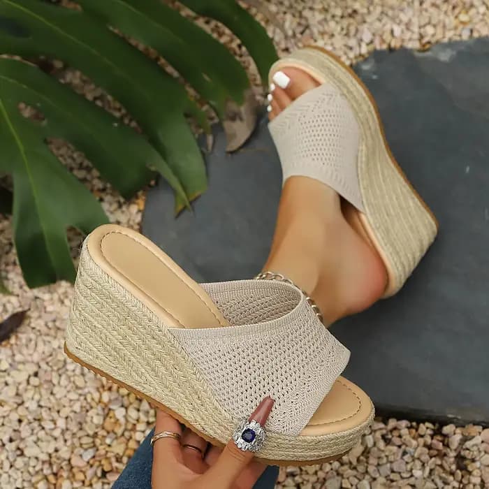 Sandales et pantoufles pour femmes