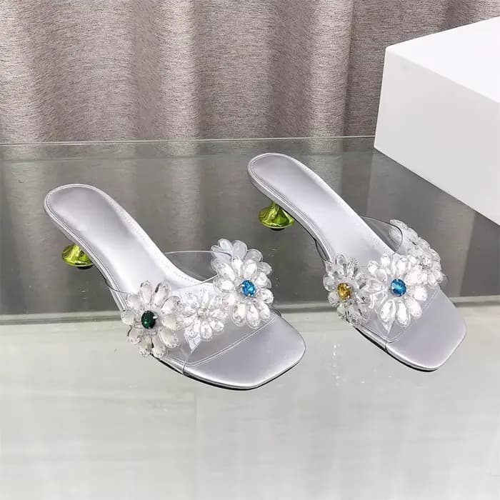 Mules à talon chaton pour femme, sandales à bride transparente en PVC, pantoufles élégantes à bout carré en satin orné de fleurs en cristal, chaussures de soirée et de mariage