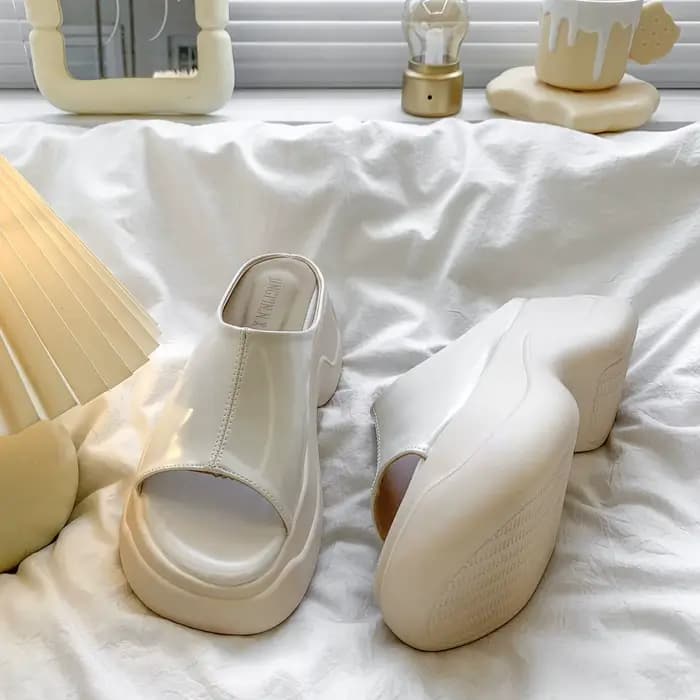 Sandales à plateforme à talon épais pour femmes, sandales d'été décontractées pour la plage, bout rond, talon moyen, semelle extérieure en caoutchouc, doublure en ultra-cuir