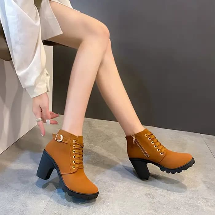 Bottes à talons hauts pour femmes