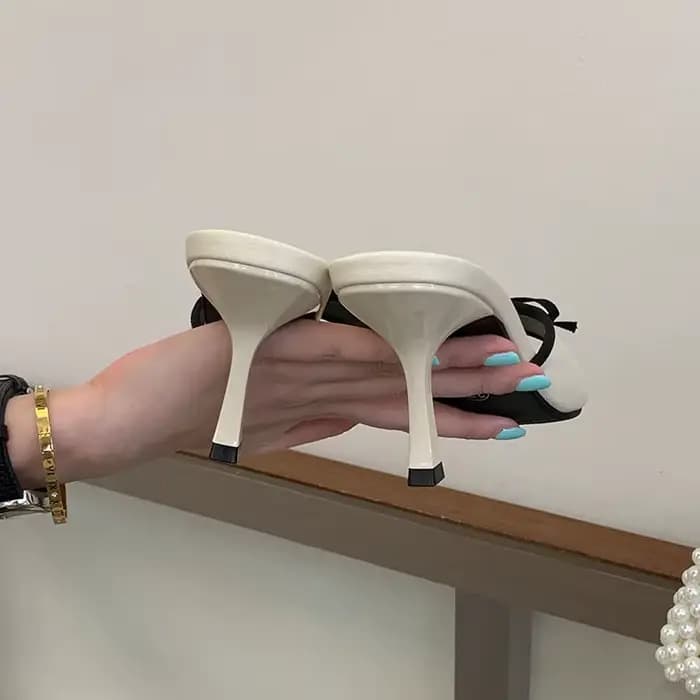 Sandales élégantes à talons aiguilles pour femmes
