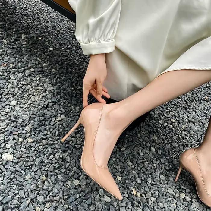 Bout pointu Sexy Super haut talon dames chaussures d'été Stilito luxe en cuir