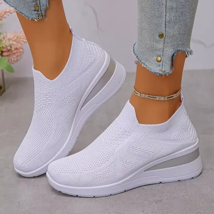 Chaussures de marche compensées respirantes en maille pour femmes