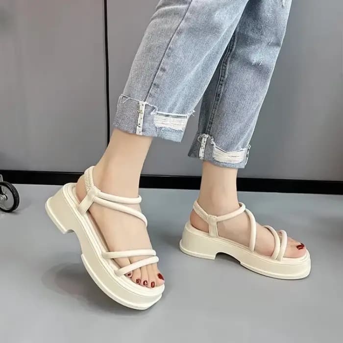 Sandales de plage confortables à l'offre elles souples pour femmes