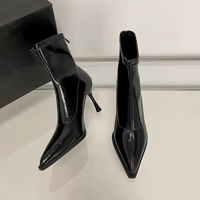 2025 nouvelles bottines pour femmes Sexy bout pointu femme bottes courtes mode casual dames mince