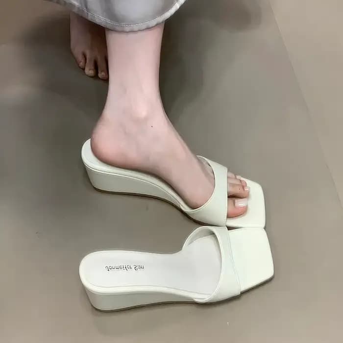 Sandales à talons inclinés avec orteils exposés, nouveau Style d'été 2025 pour femmes, pantoufles do