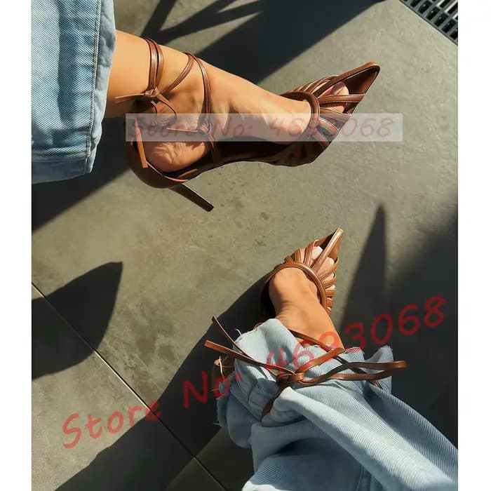 Nouvelles sandales marron à bout pointu pour femme, sexy, à découpes, à talons aiguilles, à lacets c