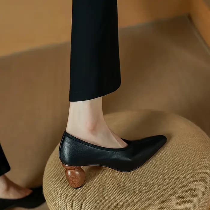 Escarpins pointus en cuir véritable pour femmes