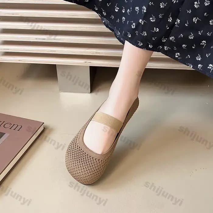 Sandales pour femmes 2025 été nouvelle maille respirant semelle souple antidérapant chaussures décontractées léger confortable mode sans lacet appartements
