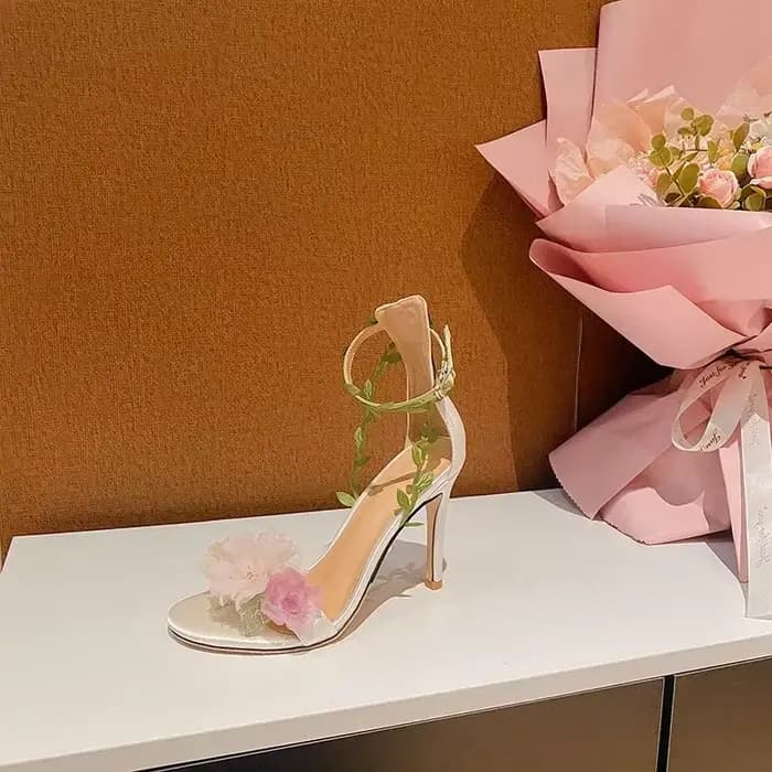 Chaussures de mariage à talons hauts en mousseline de soie rose pour femmes