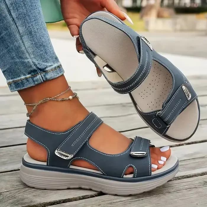 Sandales d'été à la mode