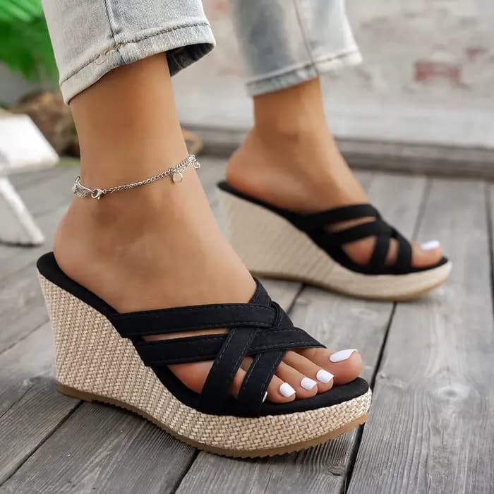 Nouvelles femmes mode tendance sandales à talons compensés