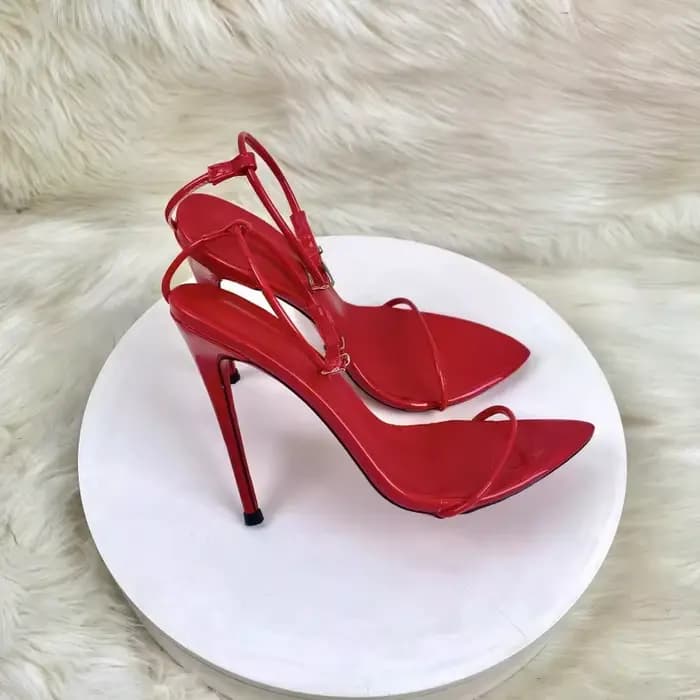 Sandales à talons hauts rouges, talon ultra-fin de 12 cm, grande taille, nouveau style dopamine 2026, bride unique, bout ouvert pour femmes