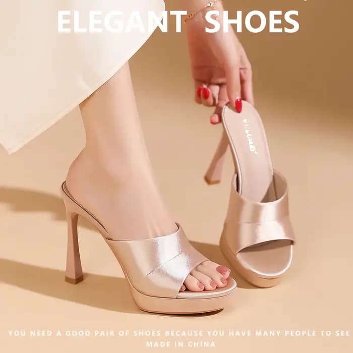 Sandales à talons hauts en satin de champagne français de créateur pour femme