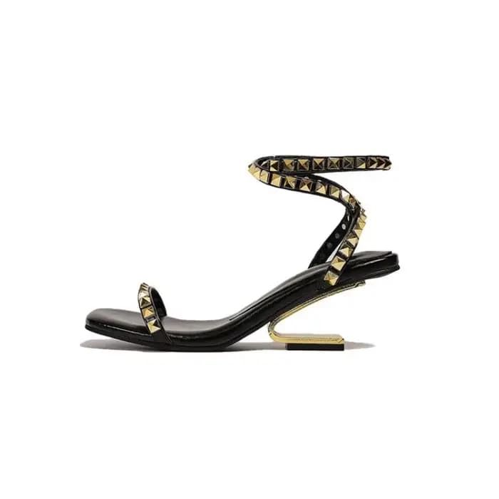 Sandales à talons hauts cloutées pour femmes