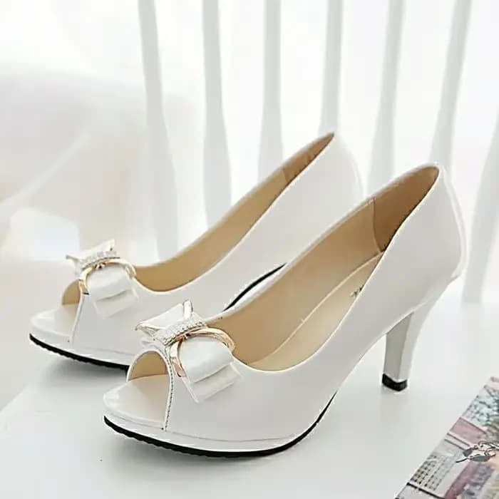 Chaussures à talons aiguilles pour femmes