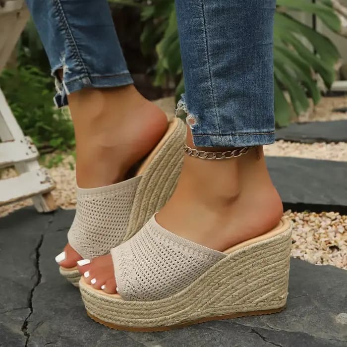 Sandales et pantoufles pour femmes