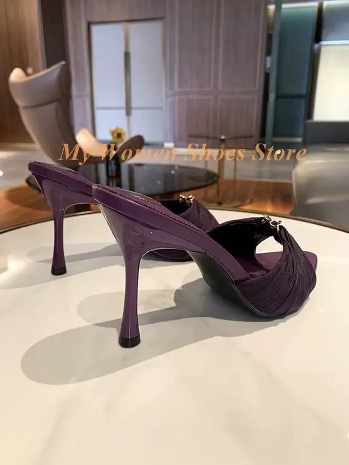 Escarpins plissés violets en maille respirante à bout pointu et talon aiguille fin