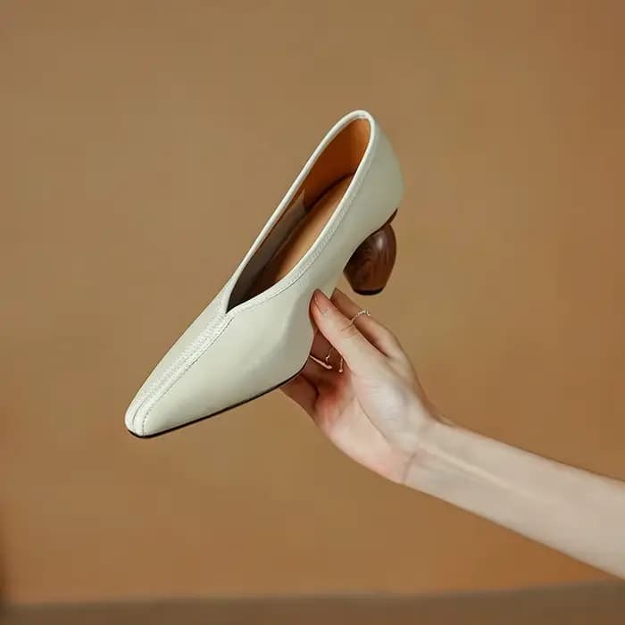 Escarpins pointus en cuir véritable pour femmes