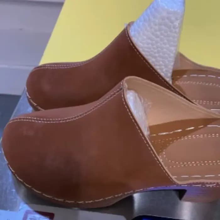 Nouvelles Sandales Compensées Vintage à Bout Fermé pour Femmes 2026 – Chaussures de Créateur à Plateforme Tendance Été