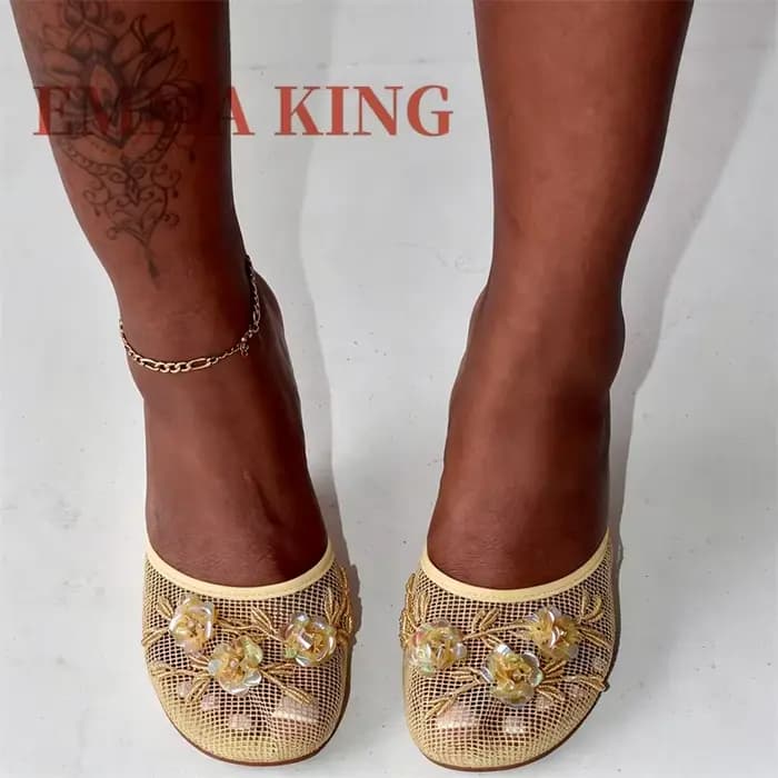Mules élégantes à talons compensés en maille pour femmes